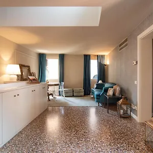  Apartment Rooftop San Marco Italy