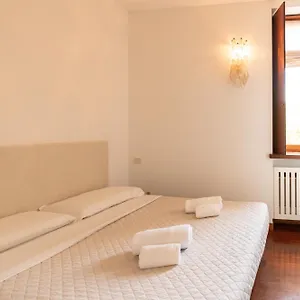  Apartment Domus - Residenza Ponte Pietra Italy