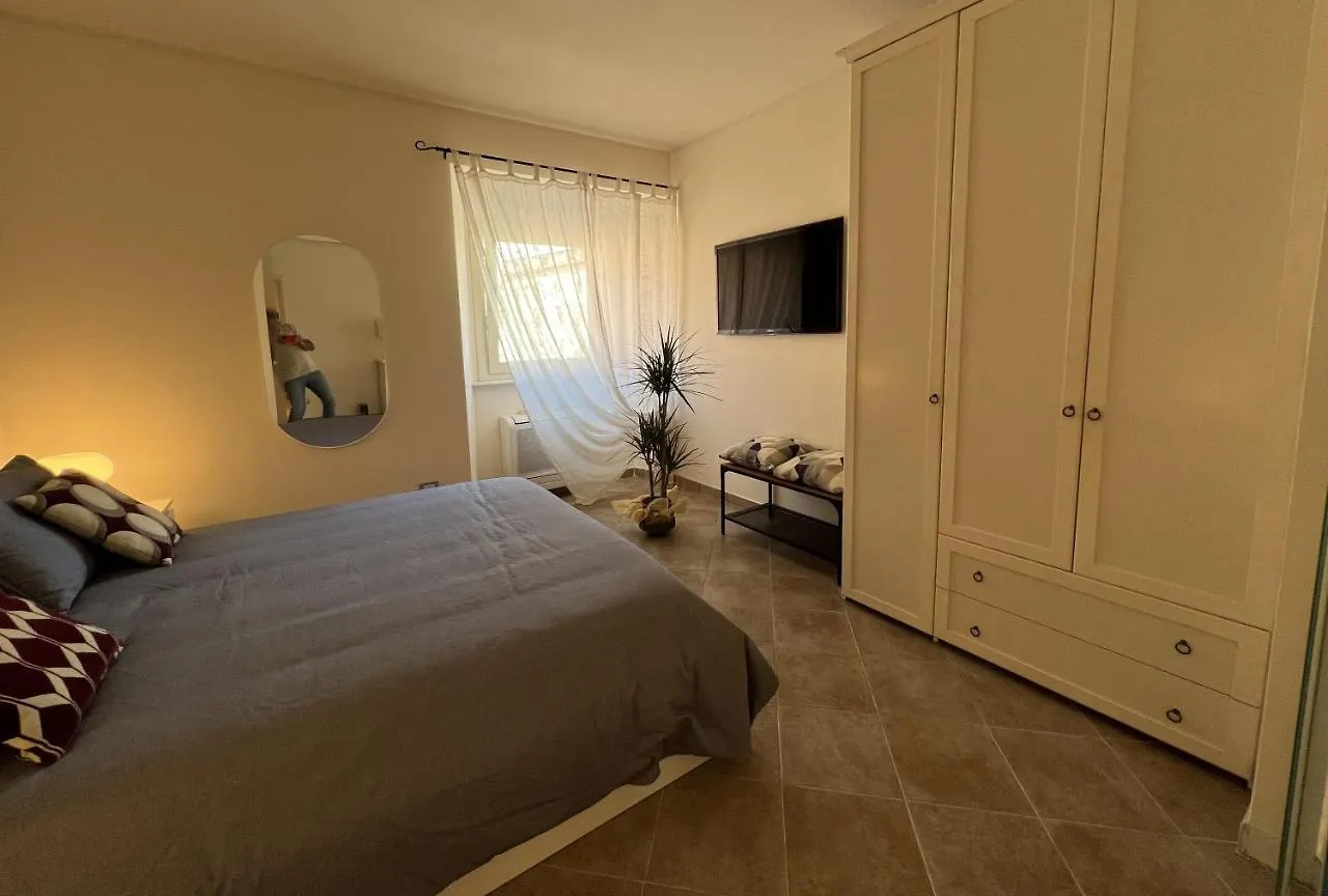 La Suite Di Chiara Livorno 0*,  Italy