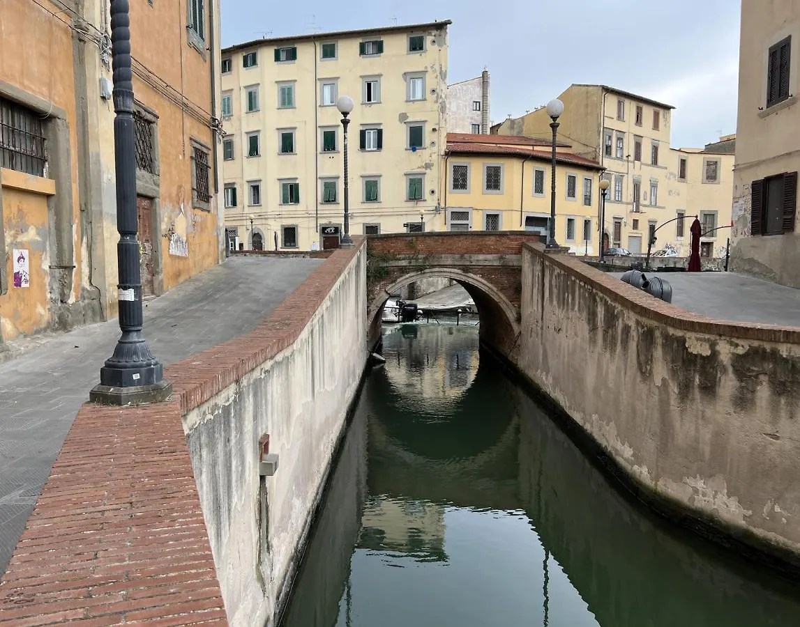 La Suite Di Chiara Livorno 0*,